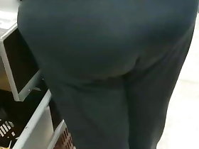 Abuela clean un culote lindo